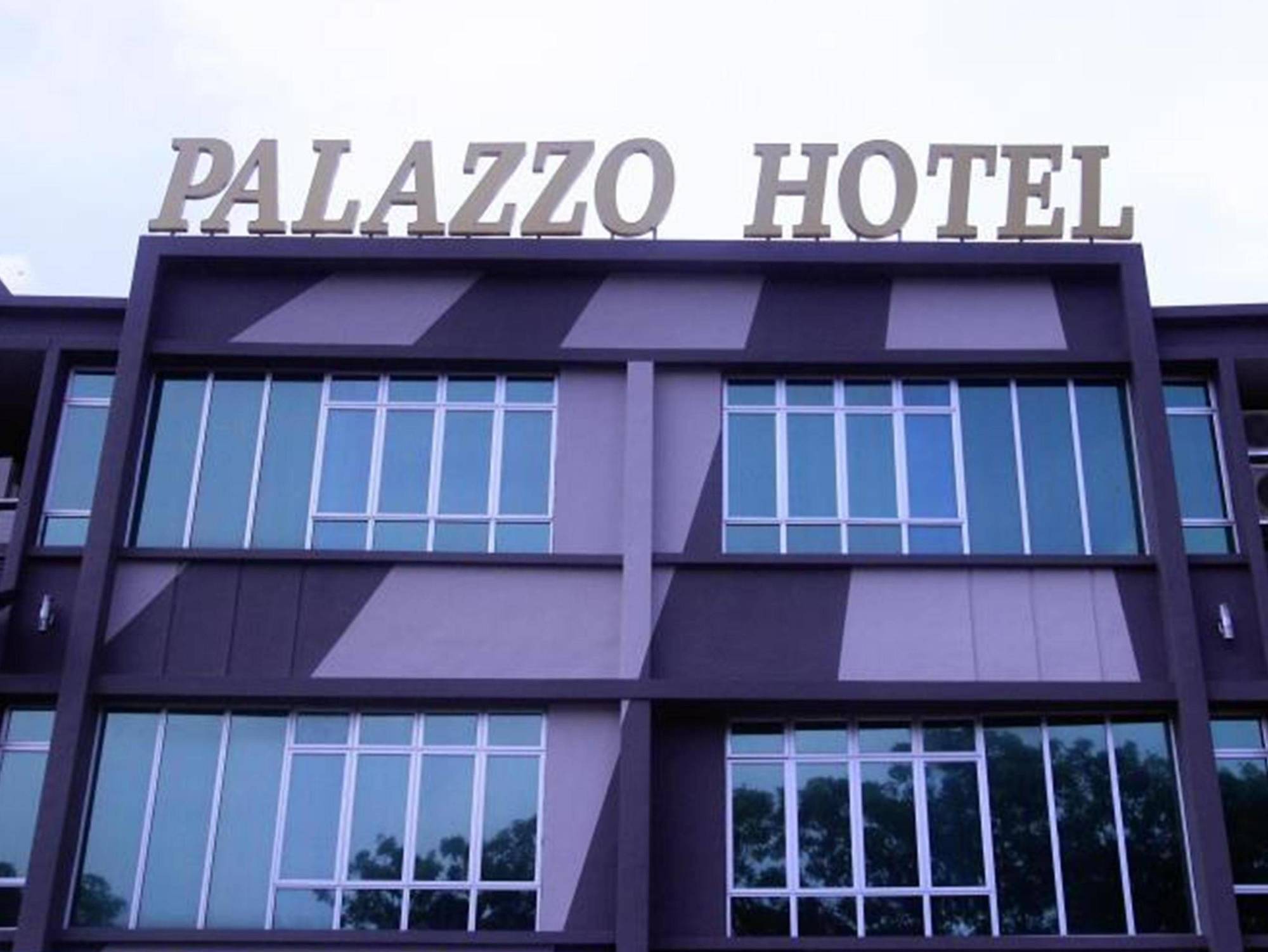 Palazzo Hotel