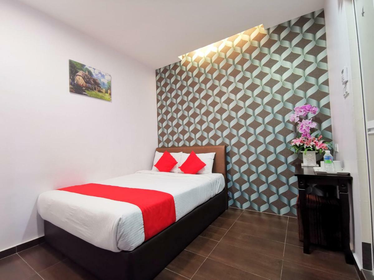 Palazzo Hotel 2*